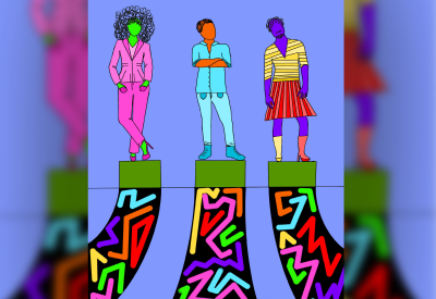 Trois personnes différentes se tiennent sur trois plates-formes d'où s'échappe un carrousel de formes colorées.